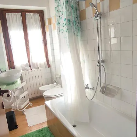 Stall Lonc *